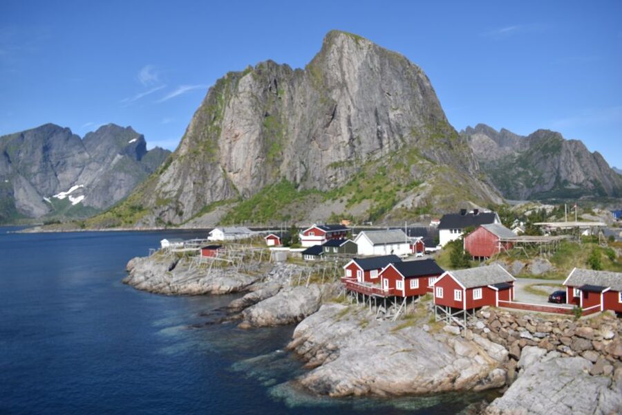 From Svolvaer: Private Lofoten Islands Tour with Transfer - Your best scenery sequence: Flakstad fjord, Ramberg beach, Hamnøy, Reine