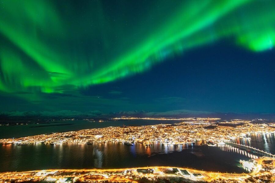 From Tromsø: Evening Fjellheisen Snowshoe Hike and Cable Car - Key Highlights That Matter