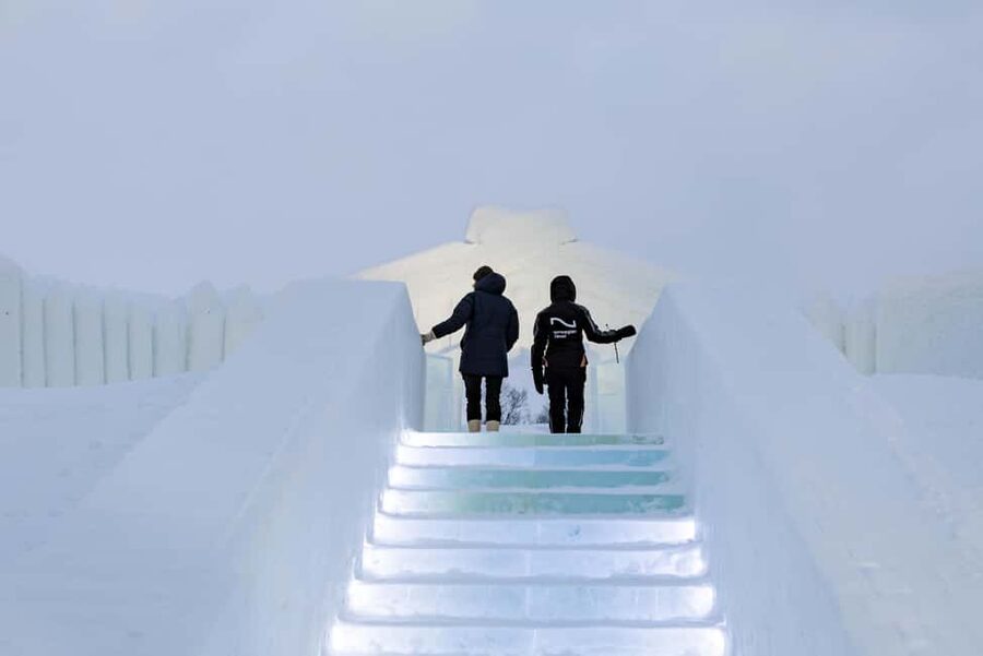 From Tromsø: Ice Domes Snow Park and Wilderness Experience - The 6.5-hour rhythm: bus out, camp activities, bus back