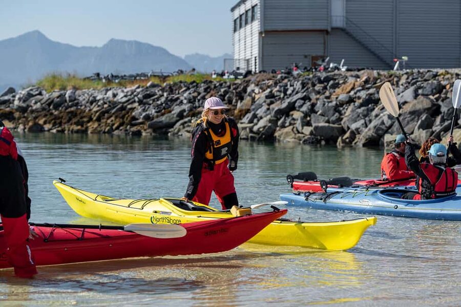 From Tromsø: Sea Kayaking Tour at Sommarøy - The day from Tromsø: how you get there and why the timing feels right