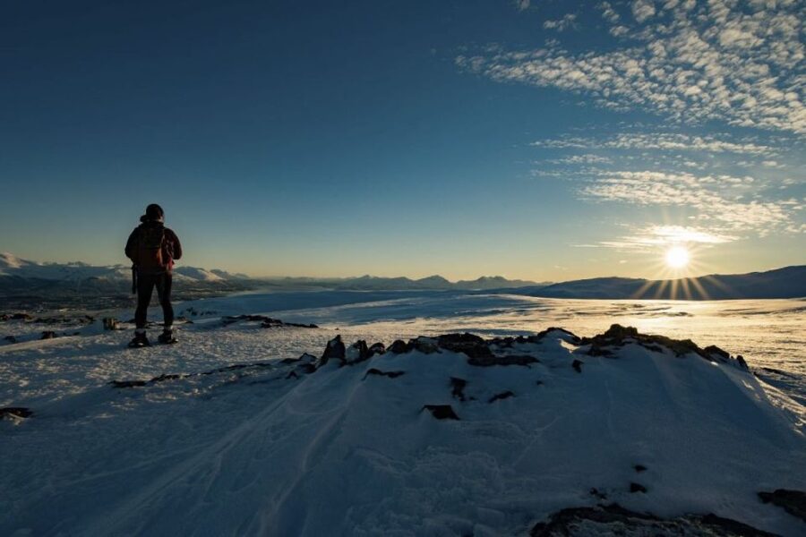 From Tromsø: Snowshoe Hike in the Arctic - Tromsø Arctic snowshoeing, done the practical way