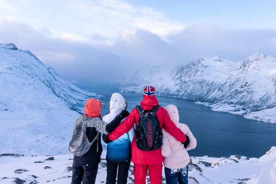 From Tromsø: Snowshoe Hike with Local Guides - Meeting at Scandic The Dock, Then Moving Into Real Arctic Quiet