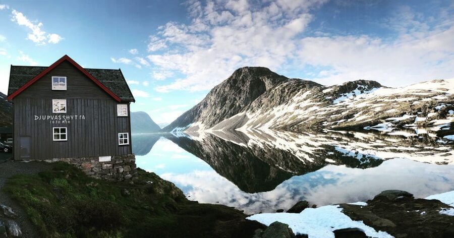 Geiranger: Dalsnibba, Flydalsjuvet, Eagle Bend & Fjords Tour - Riding Mountain Roads: Why the Driver Skill Really Matters