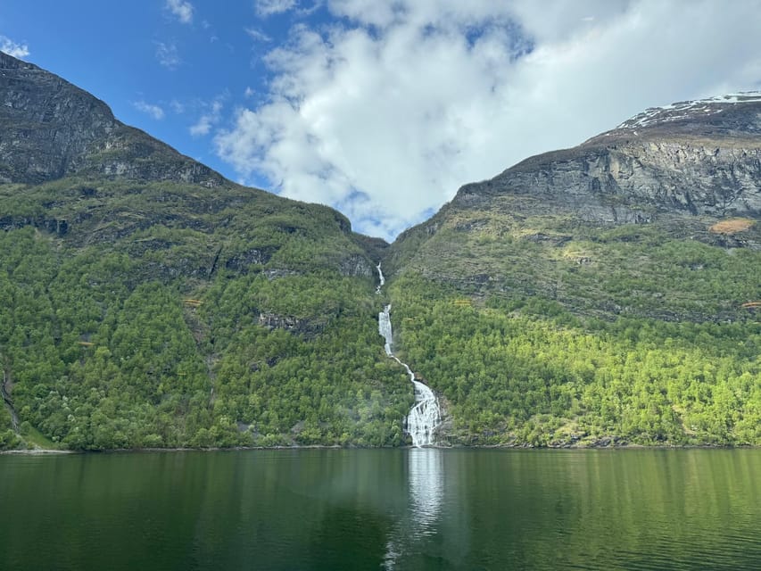 Geiranger Dalsnibba: mini bus tour - Dalsnibba Viewpoint: How to Use Your Roughly 25 Minutes Well