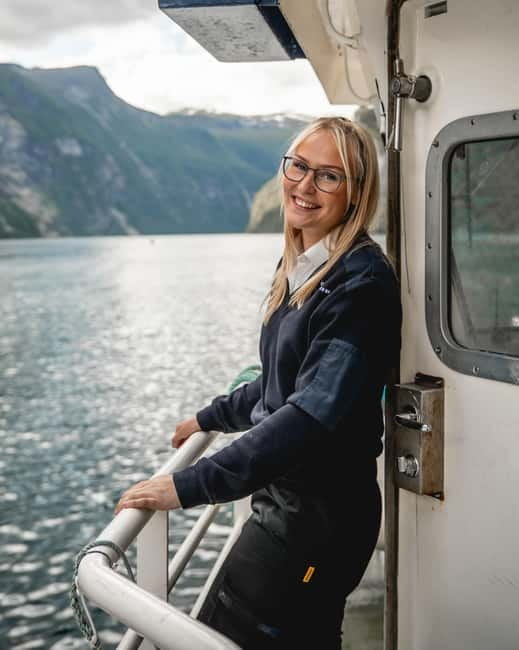 Geiranger: Fjord and Waterfalls Sightseeing Boat Trip - Seeing Geirangerfjord from the Water: Why This 75 Minutes Works