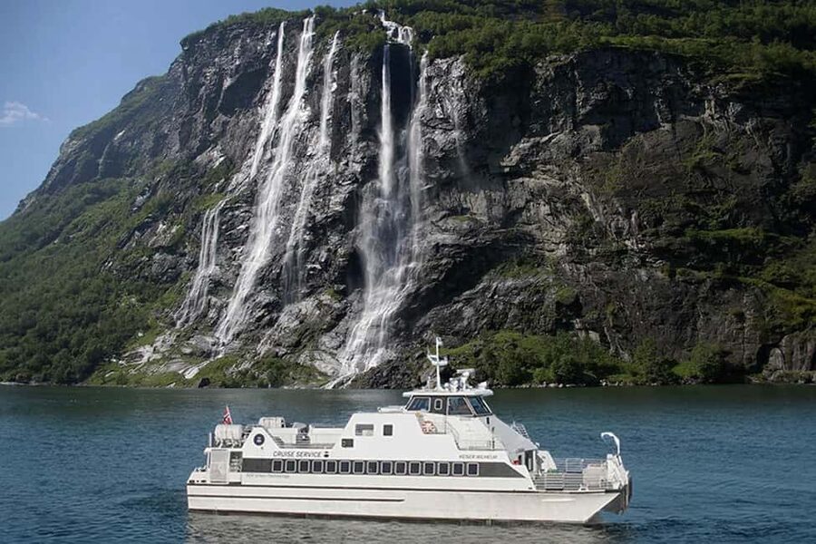 Geiranger Fjord Tour from Hellesylt (with stop in Geiranger) - Why this Hellesylt to Geiranger fjord cruise hits the right note