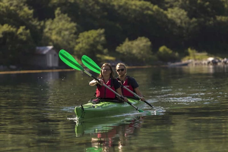 Geiranger: Guided Kayak Tour in Geiranger Fjord - Why kayaking Geiranger Fjord feels special compared to shore views