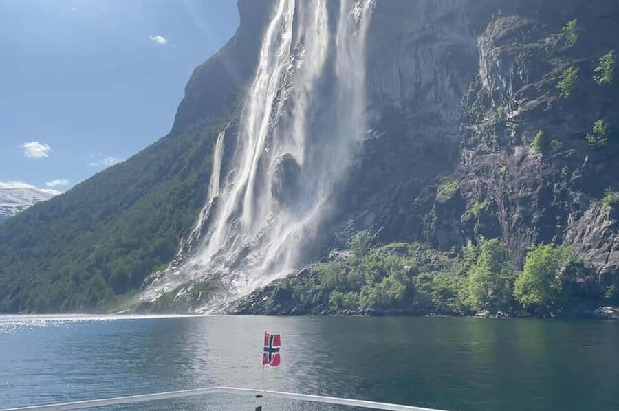 Geiranger to Ålesund Bus Tour (one way) - Getting Started: The Bus Stop by Geiranger Fire Station