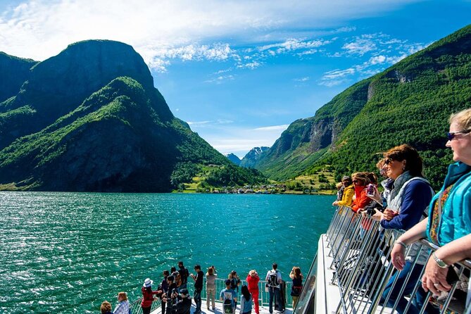 Guided Tour To Nærøyfjorden, Flåm And Stegastein - Viewpoint Cruise - Aurland and Stegastein Viewpoint, Where the Road Turns Serious