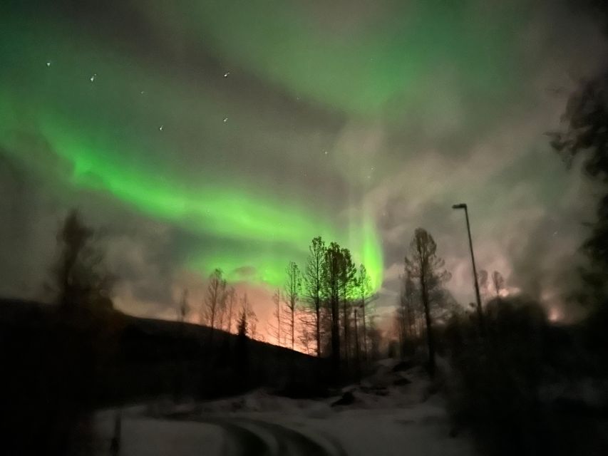 Harstad/Narvik: Northern Lights Tours with Second Day Chance - Photo session and drone video: what you should expect your pictures to look like