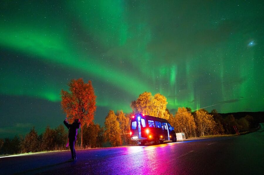 Harstad: Northern Lights Hunt on Hinnøya Island - How the Aurora hunt works when clouds move in
