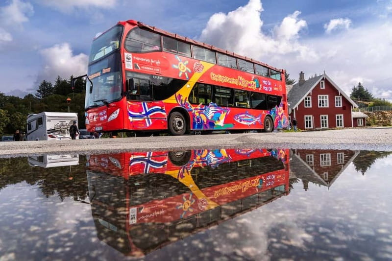Haugesund: City Sightseeing Hop-On Hop-Off Bus Tour - City Hall, Var Frelses Church, and where the city feels most Norwegian