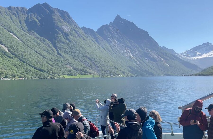 Hjørundfjord Fjord Cruise roundtrip from Ålesund - The Øye Stop: 60 Minutes in a Small Place That Has Big Draws
