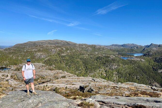 Iconic Preikestolen Hike with Expert Guide - Stop 3: Pulpit Rock time, the fjord drop, and cliff-edge nerves