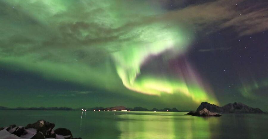 Lofoten: Northern Lights Tour with Photographer - Lofoten at night: why this aurora hunt feels more useful than random waiting
