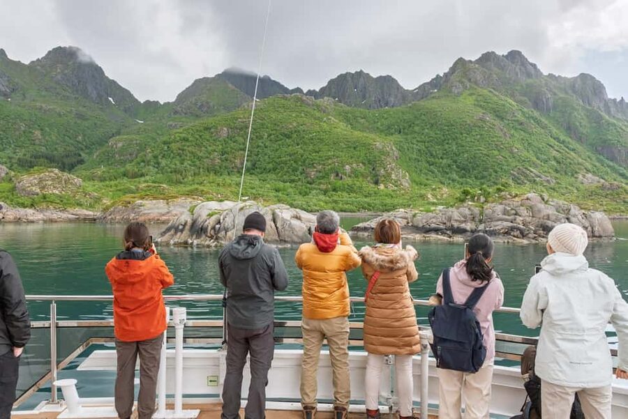 Lofoten: Sea Eagle Sunset Cruise - Safety briefing in Svolvær: quick, then you’re out