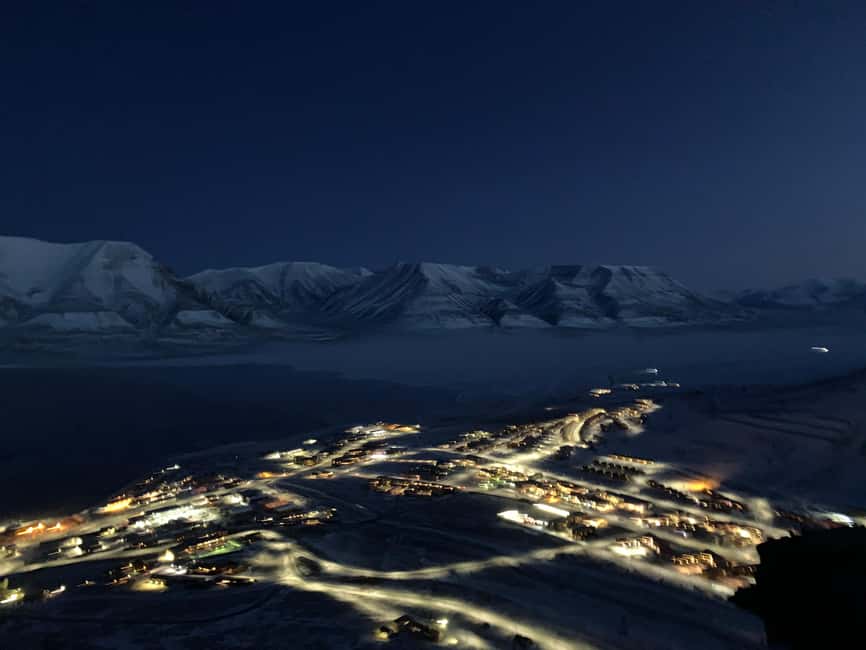 Longyearbyen: Arctic Ocean Swim, Sauna & Sightseeing - Why Longyearbyen’s Arctic dip feels like a real challenge