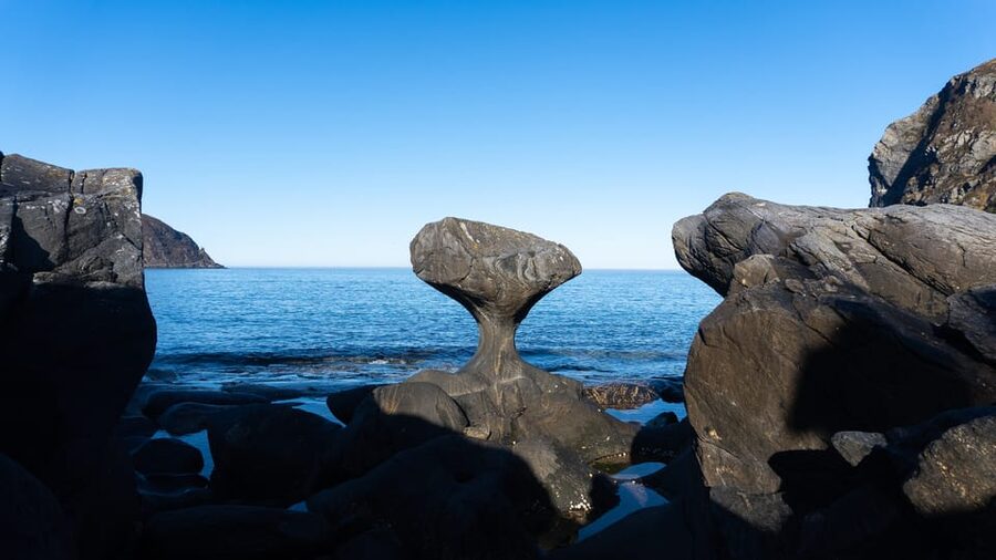 Måløy: Electric Minibus Tour to Kannesteinen - Key things to know before you go