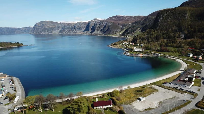 Måløy: Scenic boat tour with guided stop on Selja Monastery - Lighthouses and sea eagles, the scenery with a soundtrack