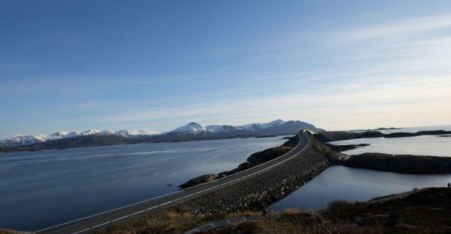 Molde: Atlantic Ocean Road and Tour of Bud Fishing Village - The Atlantic Ocean Road: where the waves and bridges do the talking