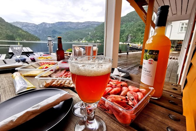 Mostraumen Private Pontoon Cruise - Molvikagrendi stop: a small village base with a slow, friendly welcome