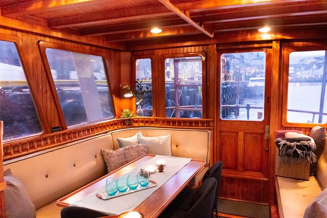 Mostraumen Private Pontoon Cruise - On board: comfort, calm, and the storytelling you paid for