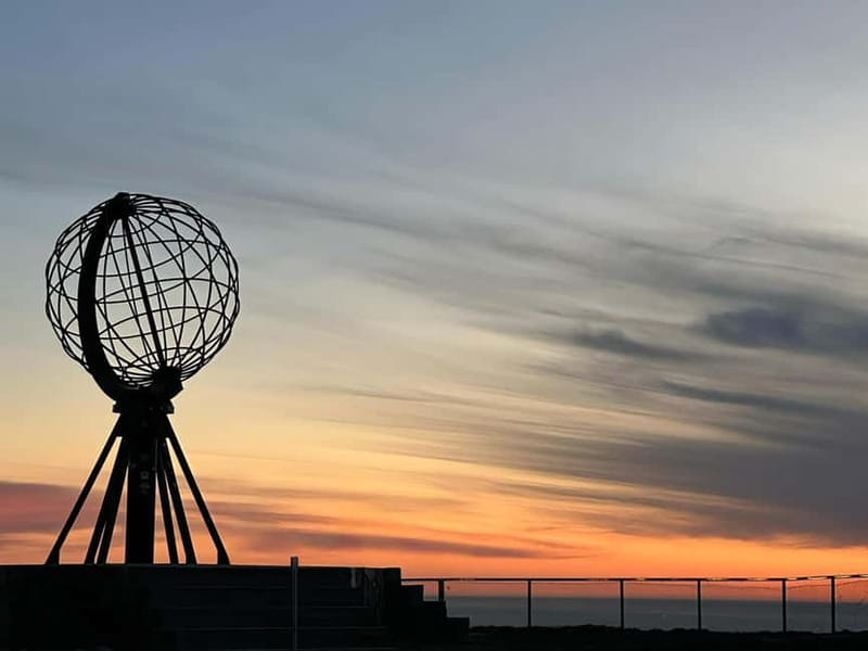 North Cape and King Crab Tour with Sámi Camp Tour - Guides, group feel, and why punctuation matters in the Arctic