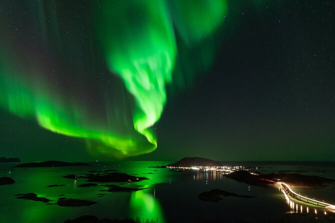 Northern Lights Adventure - How the Guides Find the Right Spot (And Why It Changes Everything)