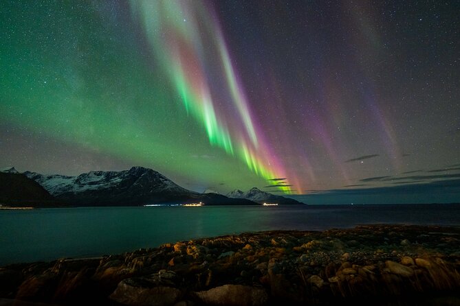Northern Lights Chase with Sámi & local storytelling - Meeting at Kirkegata 2, 6:00 pm, and why small matters