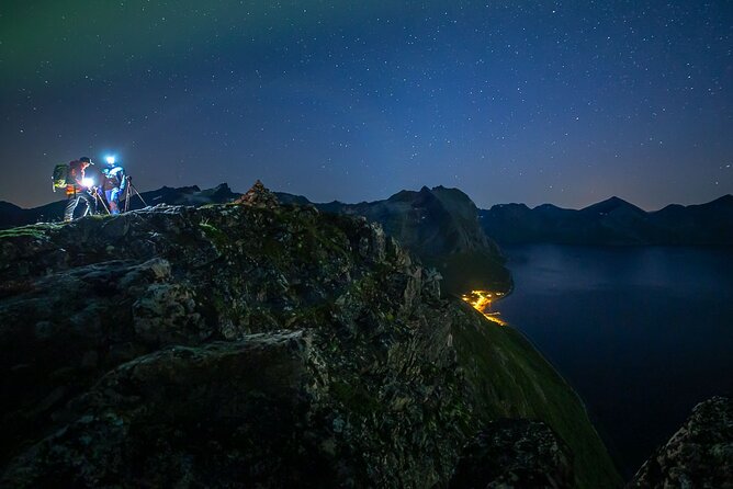 Northern Lights Expedition Tromsø - 6 people - Arctic Photo Guide - The Real Value of a 6-Person Northern Lights Chase From Tromsø