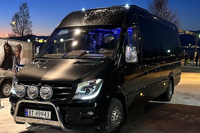 Northern Lights Tour, Photo, Toilet, Meal, Skycam in Mbus - Small group comfort, sky camera, and what the minibus adds