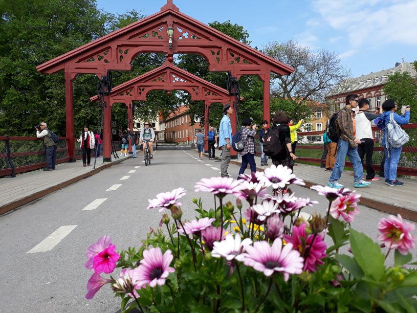 Norwegian Coastal Cities: Smartphone Audio Guide App - Trondheim: Nidaros Cathedral, Bakklandet, and the bicycle lift