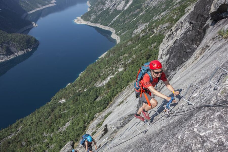 Odda: Full-Day Trolltunga Via Ferrata & Sky Ladder Adventure - Ringedalen walk and the steep warm-up trail