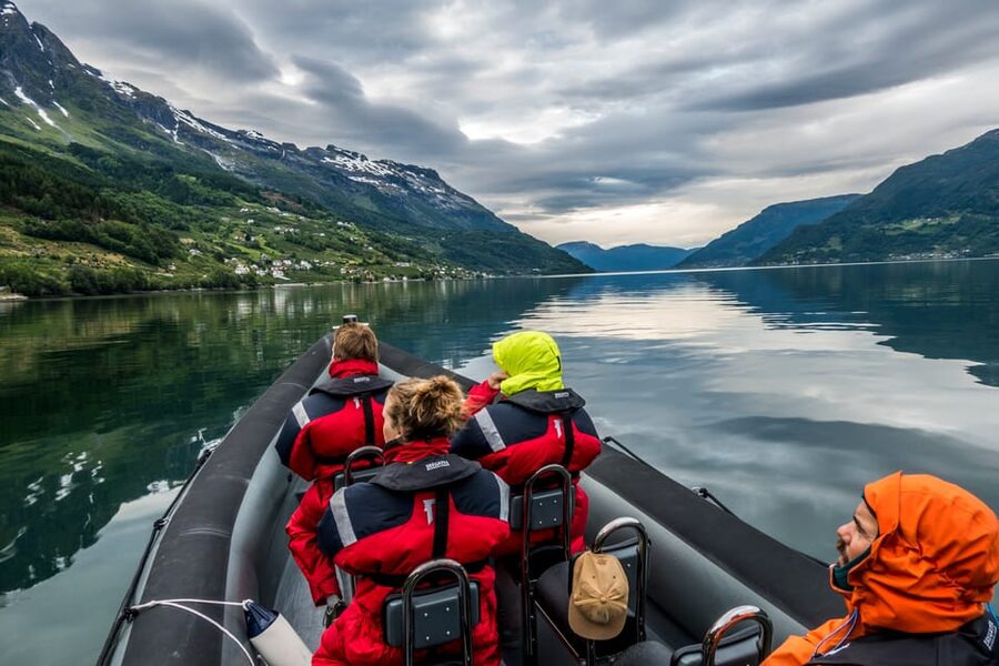 Odda: RIB Boat Tour on the Hardangerfjord - Group size of 10: why it changes the feel of the tour