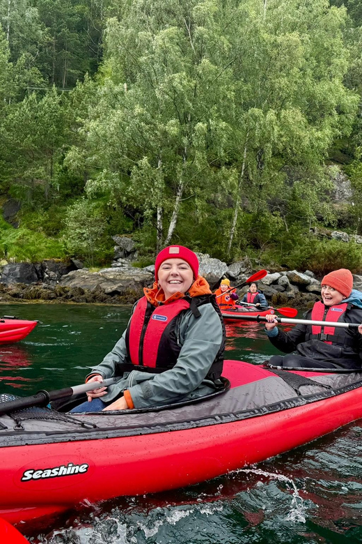 Olden: Experience Beginner-friendly Fjord Kayaking - Practical Tips So You Don’t Waste Your Energy