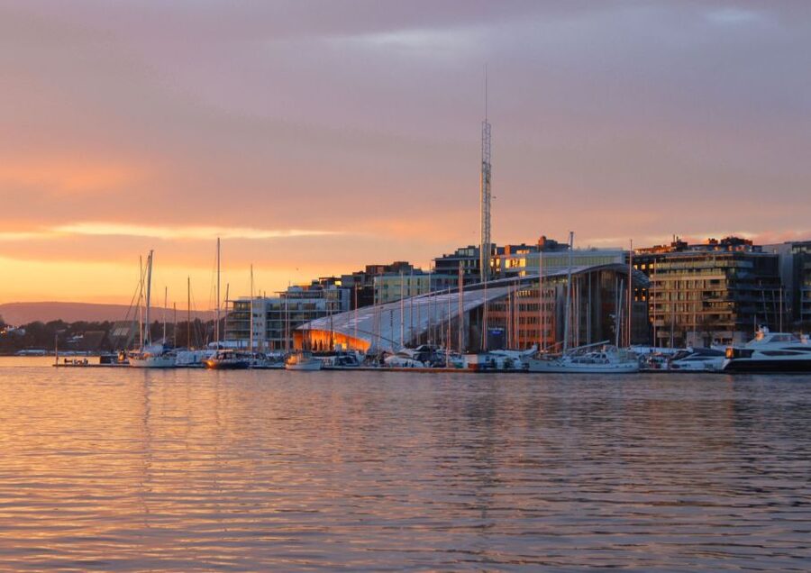 Oslo: 100% Electric Oslofjord Sightseeing Cruise - The English audio guide: how to hear it and use it well