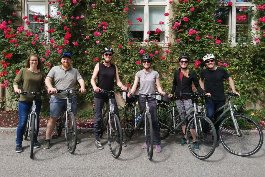 Oslo: 3-Hour Highlights Bike Tour - Harbor views and Akershus Festning ramparts