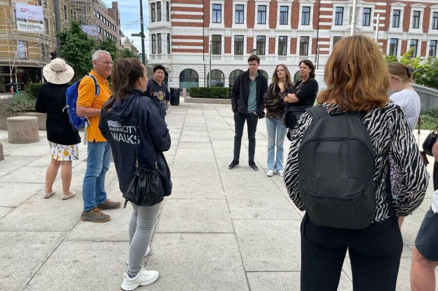 Oslo: Best of Oslo Walking Tour - Nobel Peace Award stories, the Tiger City nickname, and why it all feels intentional