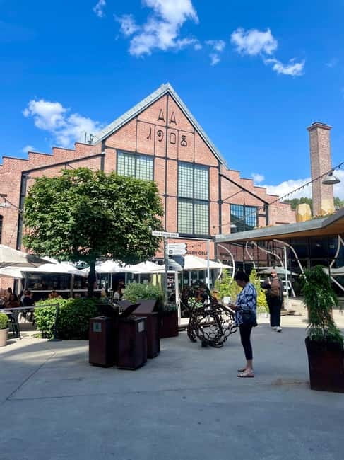 Oslo: Grünerløkka Food & Culture Walking Tour - BLÅ and the neighborhood story you carry back