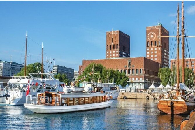 Oslo : Must-See Attractions Walking Tour With A Guide - New National Opera House and Oslo City Hall with the Nobel link