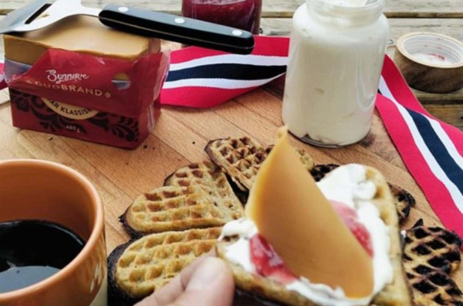 Oslo’s Ultimate Fjord View Hike & Norwegian Waffle Workshop - Stop 3: Frognerseteren forest hike, culture stories you can hear over your footsteps