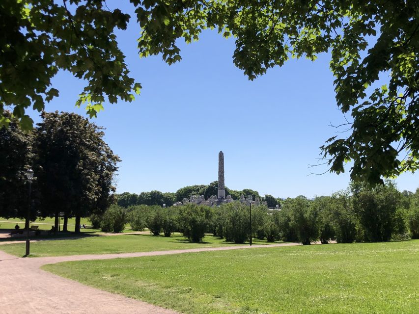 Oslo: Sightseeing with Holmenkollen Ski Jump & Vigeland Park - What Makes the Two Big Stops Work Together