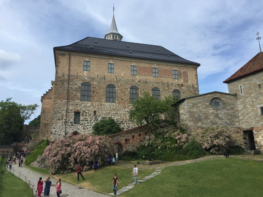 Oslo: Sightseeing with Holmenkollen Ski Jump & Vigeland Park - Weather, Sound, and Comfort: The Small Things That Shape Your Day