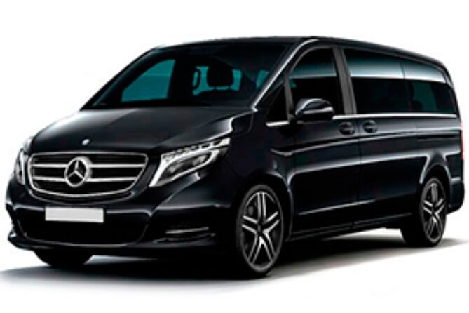 Private Oslo Airport and City Transfers - A smooth Oslo arrival starts with the meeting point