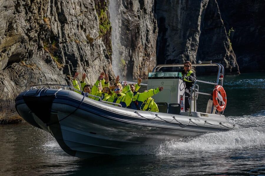 RIB Geiranger - Fjordsafari - Entering Geirangerfjord on a High-Speed RIB