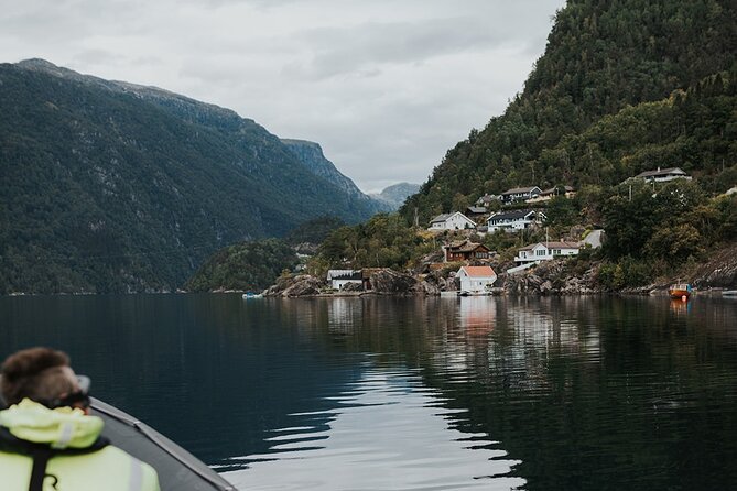 Scenic Hardangerfjord & Fyksesund RIB adventure from Norheimsund - Price and value for a 1 hour 15 minute fjord hit