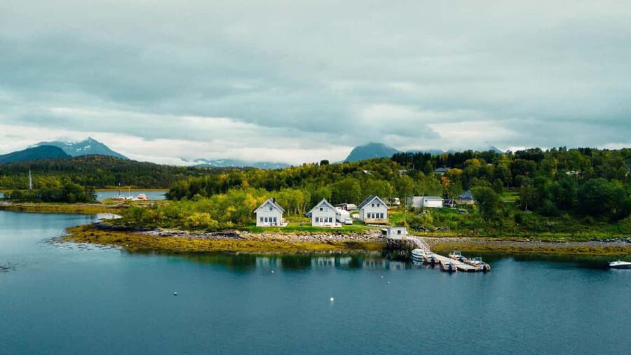 Senja: Wood-Fired Sauna Barrel - What the session feels like, heat and a slow private pace