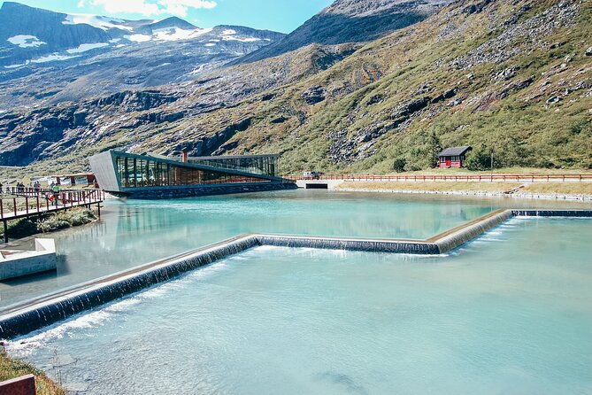 Sightseeing Tour in Trollstigen - Land of Trolls - Gudbrandsjuvet: where the scenery plus timing really pays off