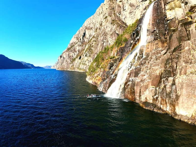 Stavanger: Boat Safari to Lysefjord and Preikestolen - Lysefjorden Marina to the first 30 minutes on the water
