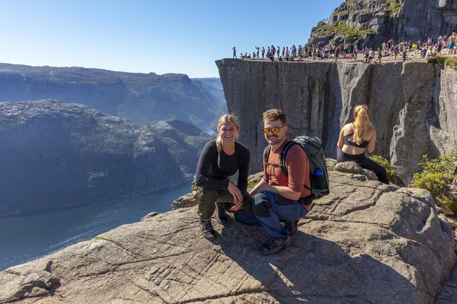 Stavanger: Preikestolen Classic Hike and Side Trail - Preikestolen’s big pull, and why this route feels smarter